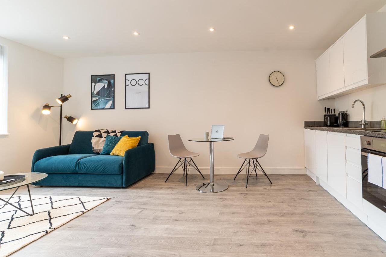 Copenhagen Court Apartments Basingstoke Exterior foto